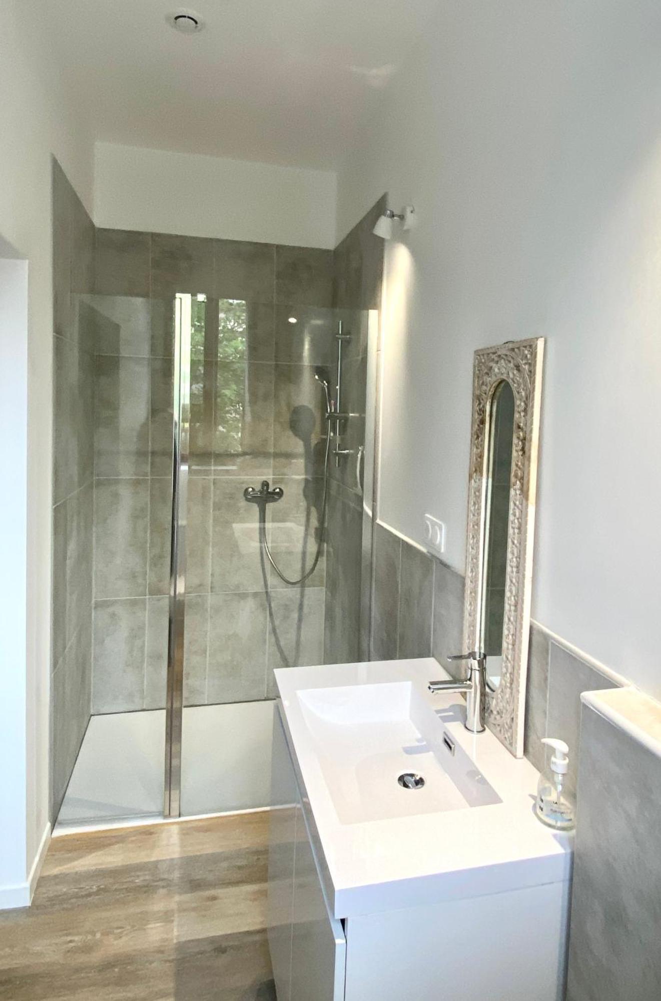 Espace Le Cheval Blanc Castelnau-le-Lez Quarto foto